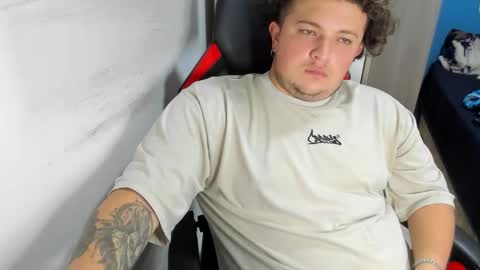 Andres INDEPENDENT MODEL online show from 2, 12, 2025