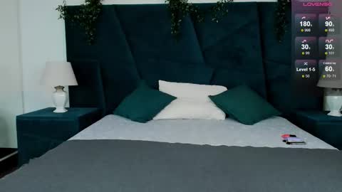 Erick  online show from 24, 11, 2025