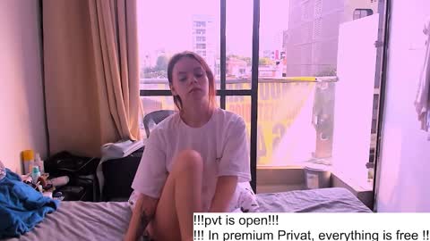 only_sarah1 online show from 20, 10, 2025