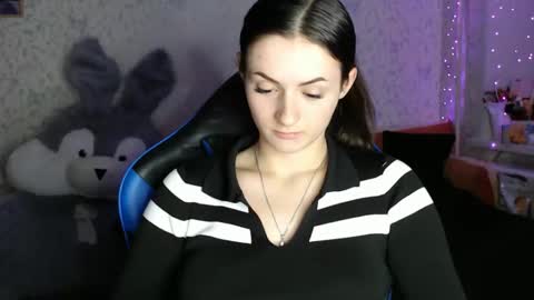 Snapshot of only_ubutterfly chatting on 21, 12, 2025 Amalia online show from 21, 12, 2025