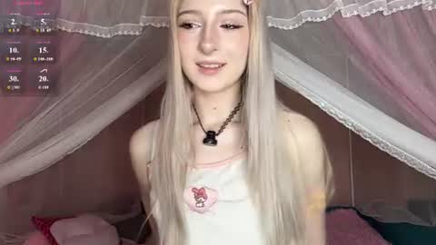 Snapshot of onlyeva1 chatting on 24, 6, 2026 Eva online show from 24, 6, 2026