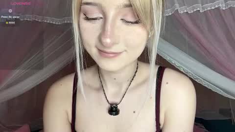 Snapshot of onlyeva1 chatting on 26, 6, 2026 Eva online show from 26, 6, 2026