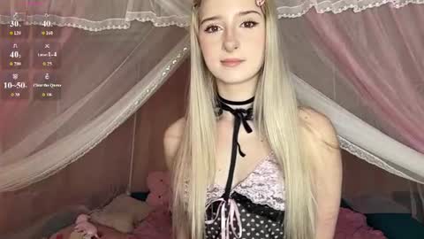 Snapshot of onlyeva1 chatting on 8, 7, 2026 Eva online show from 8, 7, 2026