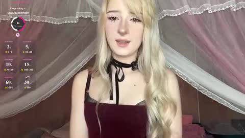 Snapshot of onlyeva1 chatting on 17, 7, 2026 Eva online show from 17, 7, 2026