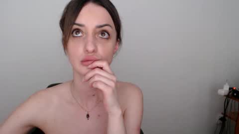 Snapshot of onlyvika chatting on 19, 5, 2026 onlyvika online show from 19, 5, 2026