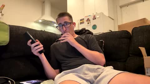 Snapshot of onthecumup69 chatting on 20, 10, 2025 onthecumup69 online show from 20, 10, 2025