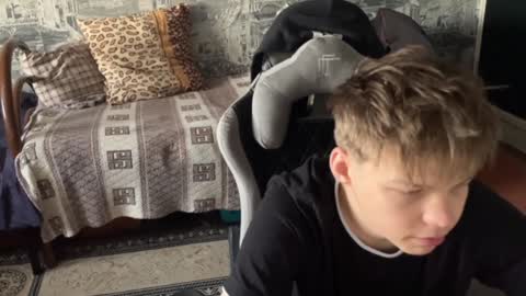 Snapshot of oofcblesssexx chatting on 18, 12, 2024 bless god online show from 18, 12, 2024