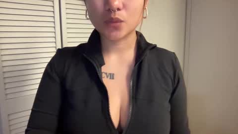 Miss Girly online show from 9, 9, 2025