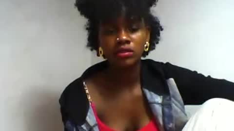 Snapshot of oooorazanasoa chatting on 28, 6, 2026 oooorazanasoa online show from 28, 6, 2026