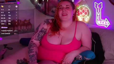 Snapshot of opalreigning chatting on 2, 7, 2026 Opal online show from 2, 7, 2026
