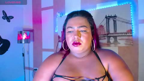 Snapshot of opraxbell chatting on 14, 12, 2025 OpraxBell online show from 14, 12, 2025