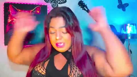 Snapshot of opraxbell chatting on 8, 4, 2026 OpraxBell online show from 8, 4, 2026