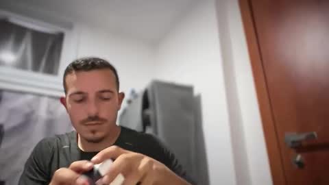 Snapshot of or690 chatting on 26, 10, 2025 or online show from 26, 10, 2025