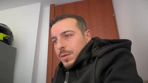 or online show from 17, 12, 2025