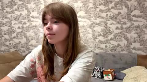 Snapshot of oracorker chatting on 19, 9, 2025 Coraline online show from 19, 9, 2025