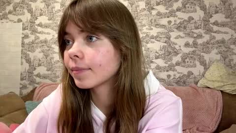 Snapshot of oracorker chatting on 14, 10, 2025 Coraline online show from 14, 10, 2025