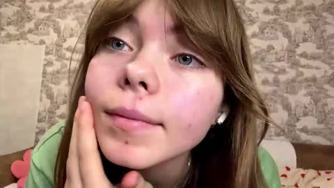 Snapshot of oracorker chatting on 16, 10, 2025 Coraline online show from 16, 10, 2025