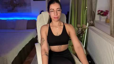 Eve Voss online show from 23, 11, 2025