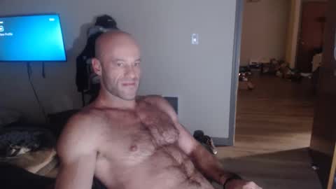 Snapshot of oregon87 chatting on 1, 5, 2026 The Oregon Lumberjack online show from 1, 5, 2026