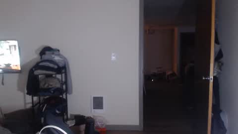 Snapshot of oregon87 chatting on 4, 5, 2026 The Oregon Lumberjack online show from 4, 5, 2026