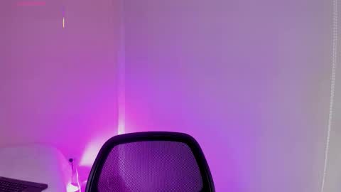 Miss Guzman  online show from 13, 2, 2026