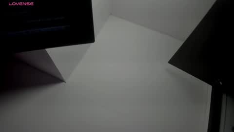 Miss Guzman  online show from 13, 4, 2026