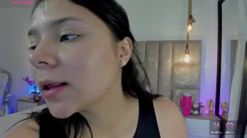 Miss Guzman  online show from 28, 7, 2026