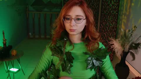 Orianna -  Hi Im into geek culture cosplay crafting LARP games. Shall we play DnD online show from 6, 12, 2024