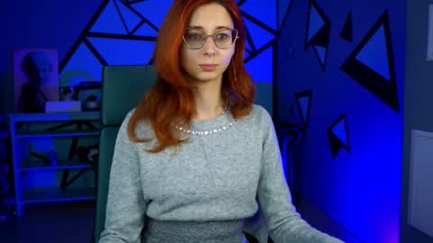 Orianna -  Hi Im into geek culture cosplay crafting LARP games. Shall we play DnD online show from 7, 12, 2024