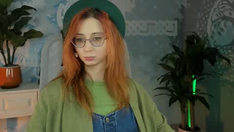 Orianna -  Hi Im into geek culture cosplay crafting LARP games. Shall we play DnD online show from 30, 12, 2024