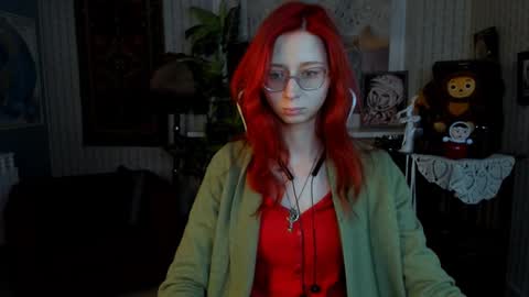 Orianna -  Hi Im into geek culture cosplay crafting LARP games. Shall we play DnD online show from 14, 1, 2025