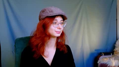 Orianna -  Hi Im into geek culture cosplay crafting LARP games. Shall we play DnD online show from 17, 9, 2025