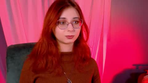 Orianna -  Hi Im into geek culture cosplay crafting LARP games. Shall we play DnD online show from 8, 10, 2025