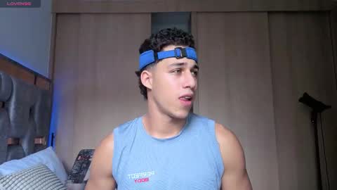 Orionblaze 69  online show from 30, 10, 2025