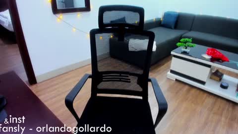 Fansly and Instagram -  online show from 20, 1, 2025