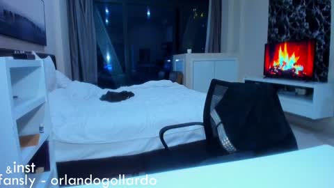 Fansly and Instagram -  online show from 26, 1, 2025