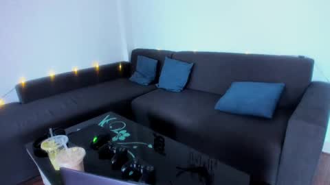 Fansly and Instagram -  online show from 5, 3, 2025