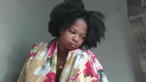 Snapshot of ornellahhh chatting on 3, 10, 2025 ornellahhh online show from 3, 10, 2025