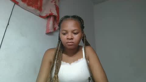 Snapshot of ornellahhh chatting on 15, 10, 2025 ornellahhh online show from 15, 10, 2025