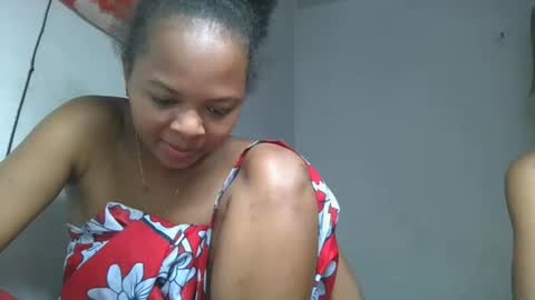 Snapshot of ornellahhh chatting on 22, 10, 2025 ornellahhh online show from 22, 10, 2025