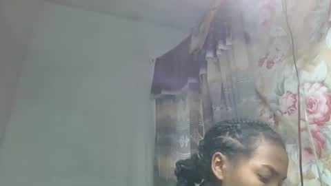 Snapshot of ornellahhh chatting on 25, 10, 2025 ornellahhh online show from 25, 10, 2025