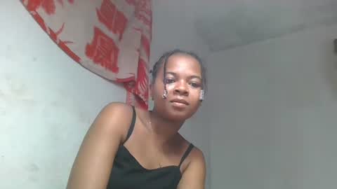 Snapshot of ornellahhh chatting on 10, 11, 2025 ornellahhh online show from 10, 11, 2025