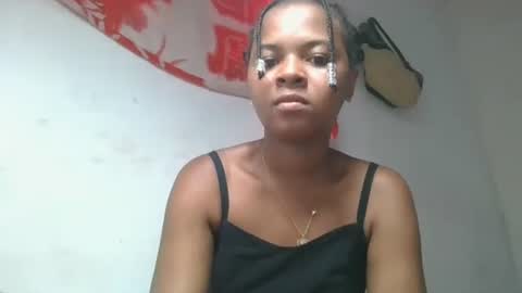 Snapshot of ornellahhh chatting on 11, 11, 2025 ornellahhh online show from 11, 11, 2025