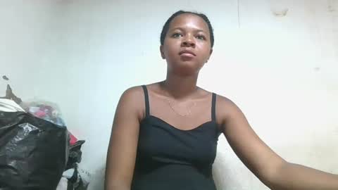 Snapshot of ornellahhh chatting on 27, 11, 2025 ornellahhh online show from 27, 11, 2025