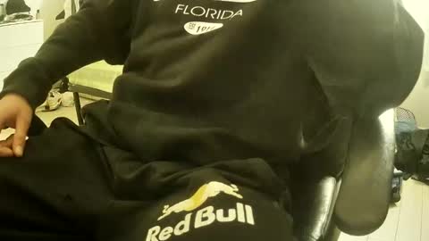 Snapshot of orobrus chatting on 12, 1, 2025 Oroborus online show from 12, 1, 2025