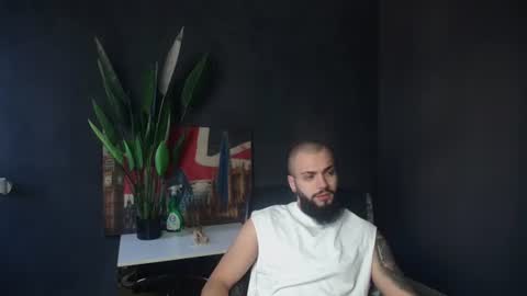 Snapshot of oscarwills chatting on 17, 6, 2026 OscarWills online show from 17, 6, 2026