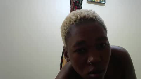 Snapshot of oshee444 chatting on 2, 4, 2026 oshee444 online show from 2, 4, 2026
