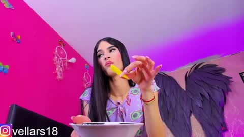 Snapshot of osiris_doll chatting on 12, 1, 2025 vella online show from 12, 1, 2025