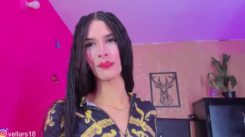Snapshot of osiris_doll chatting on 8, 10, 2025 vella online show from 8, 10, 2025