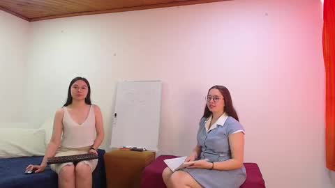 Angie  Daniela online show from 14, 9, 2025